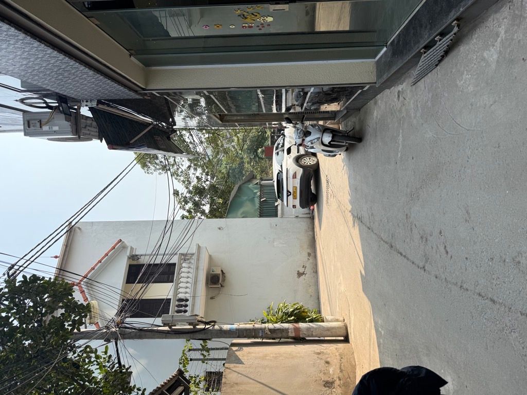 Bán nhà thanh Lân - diện tích 35m2 5 tầng - ô tô đỗ cửa - giá 8,8 tỷ