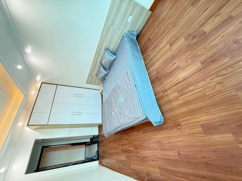 Bán nhà thanh Lân - diện tích 35m2 5 tầng - ô tô đỗ cửa - giá 8,8 tỷ