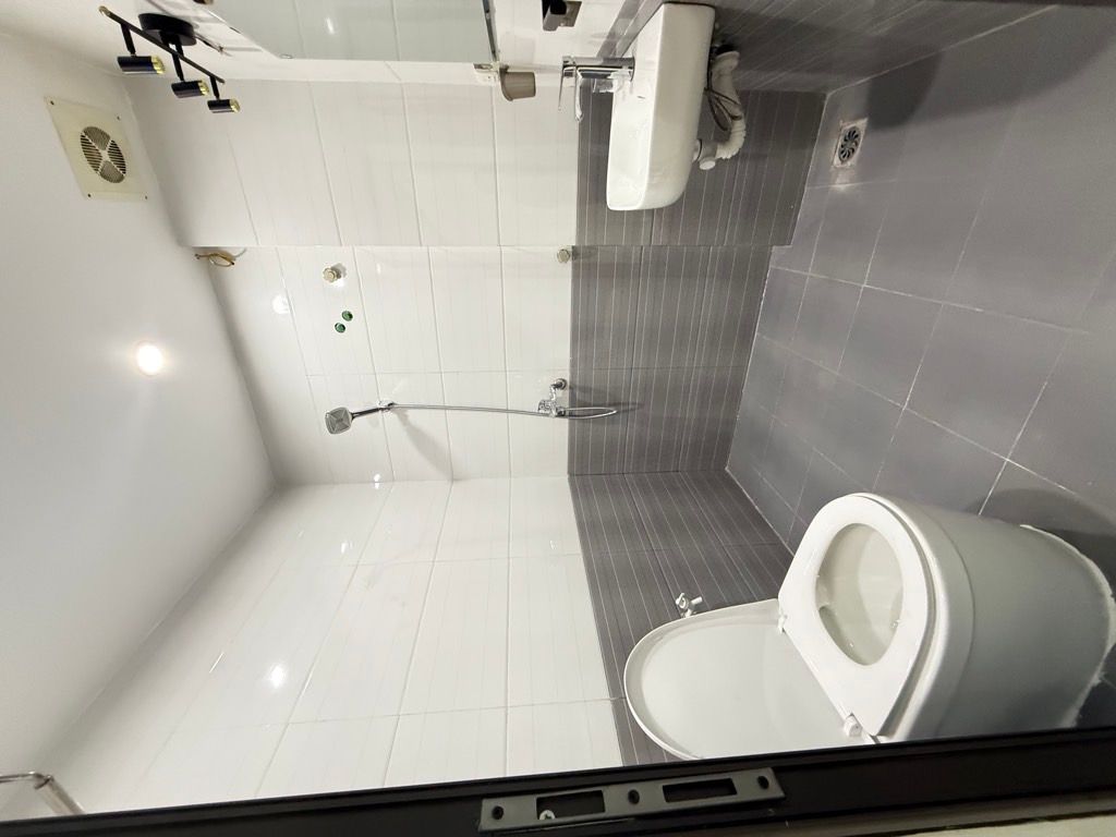 Bán nhà thanh Lân - diện tích 35m2 5 tầng - ô tô đỗ cửa - giá 8,8 tỷ