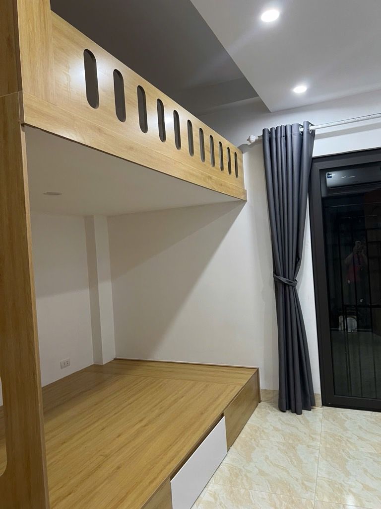 Bán nhà Ngõ Thái Lợi - diện tích 49m2 6 tầng - Nhà đẹp hiếm có - giá 15,5 tỷ