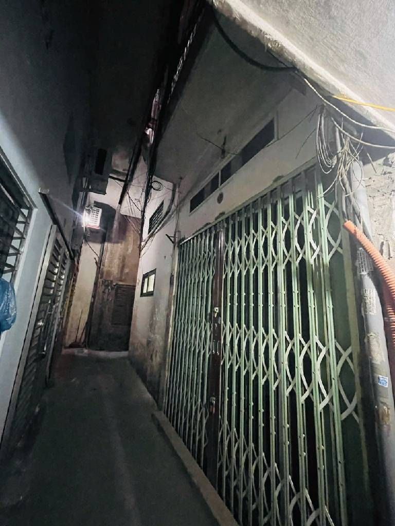 Bán nhà Văn Hương - diện tích 16,5m2 6 tầng - gần ô tô - giá 5,4 tỷ