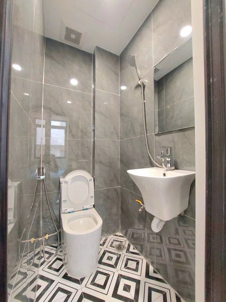 Bán nhà Bùi Ngọc Dương - diện tích 16m2 4 tầng - Ngõ rộng trước nhà xe SH quay - giá 3,45 tỷ