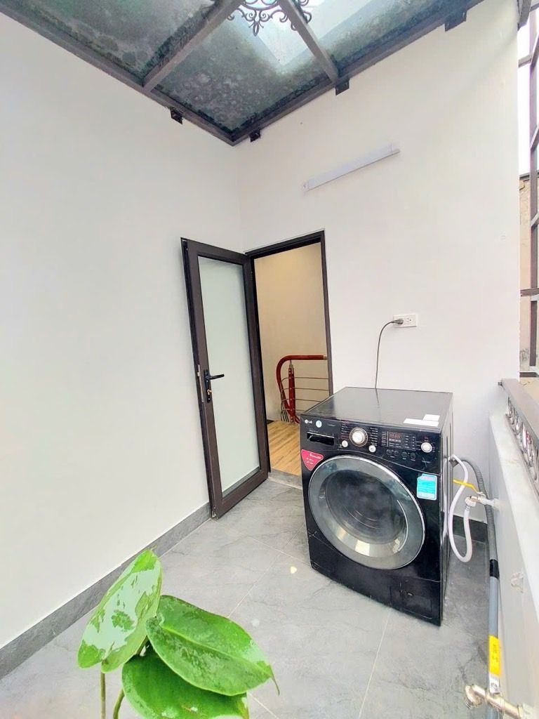 Bán nhà Bùi Ngọc Dương - diện tích 16m2 4 tầng - Ngõ rộng trước nhà xe SH quay - giá 3,45 tỷ