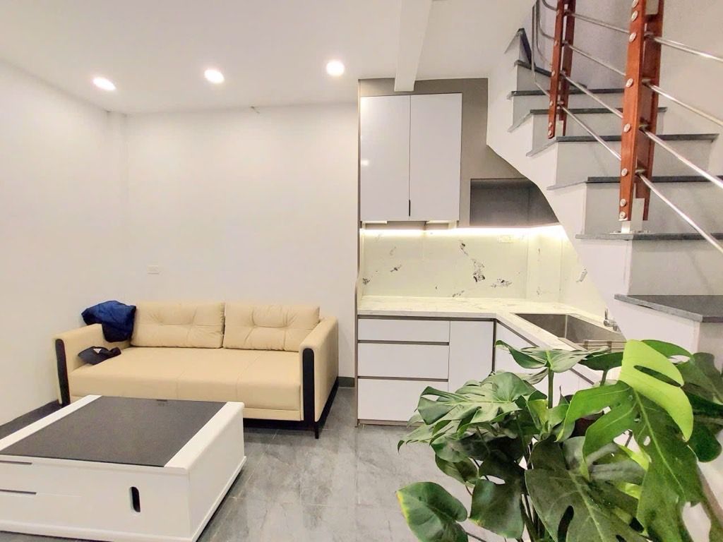 Bán nhà Bùi Ngọc Dương - diện tích 16m2 4 tầng - Ngõ rộng trước nhà xe SH quay - giá 3,45 tỷ