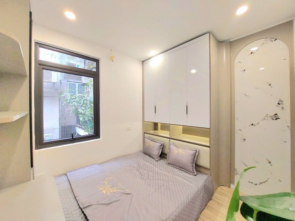 Bán nhà Bùi Ngọc Dương - diện tích 16m2 4 tầng - Ngõ rộng trước nhà xe SH quay - giá 3,45 tỷ