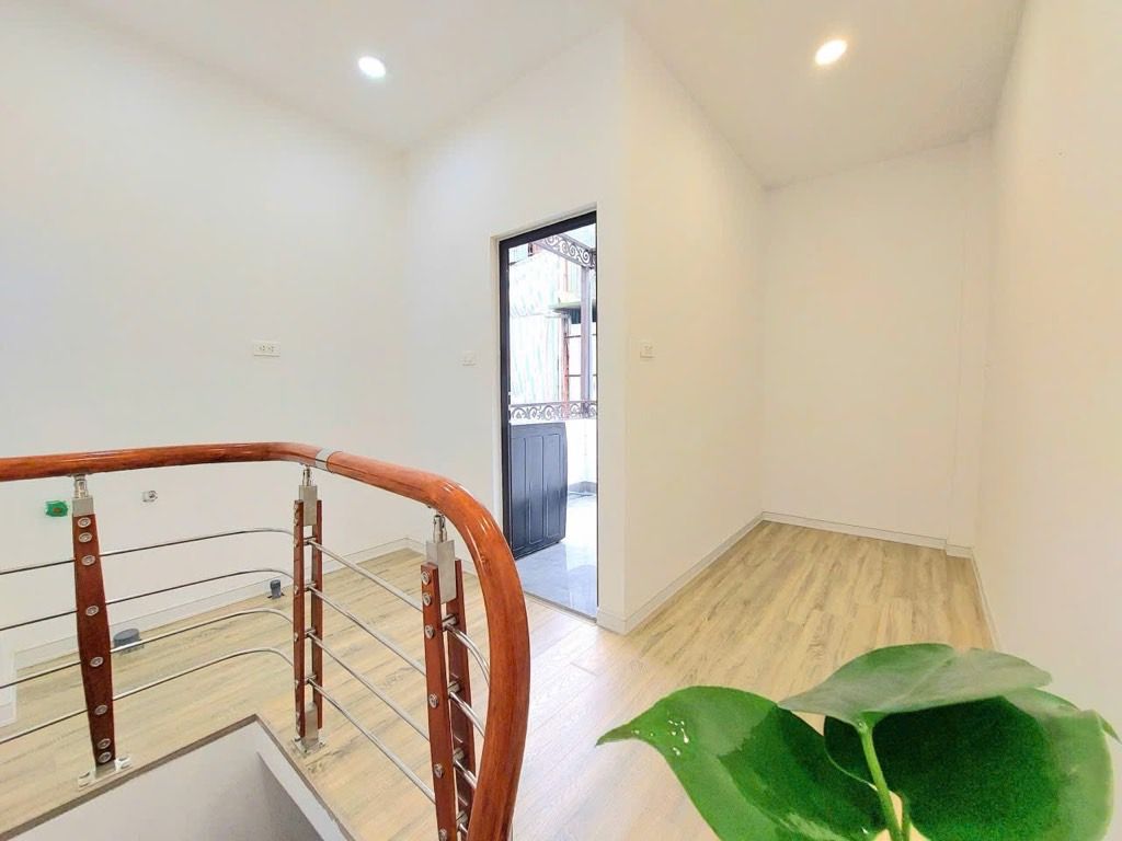 Bán nhà Bùi Ngọc Dương - diện tích 16m2 4 tầng - Ngõ rộng trước nhà xe SH quay - giá 3,45 tỷ