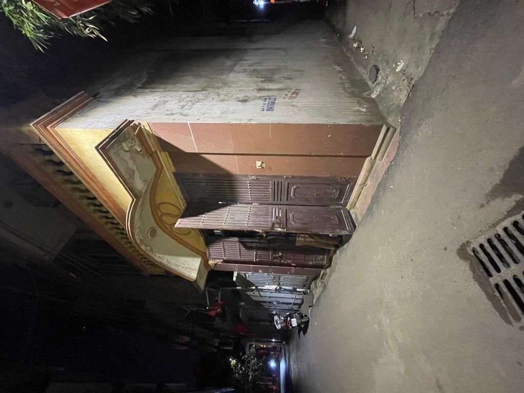 Bán nhà Nguyễn Chính - diện tích 73m2 4 tầng - Lô góc 4 mặt thoáng - giá 18 tỷ