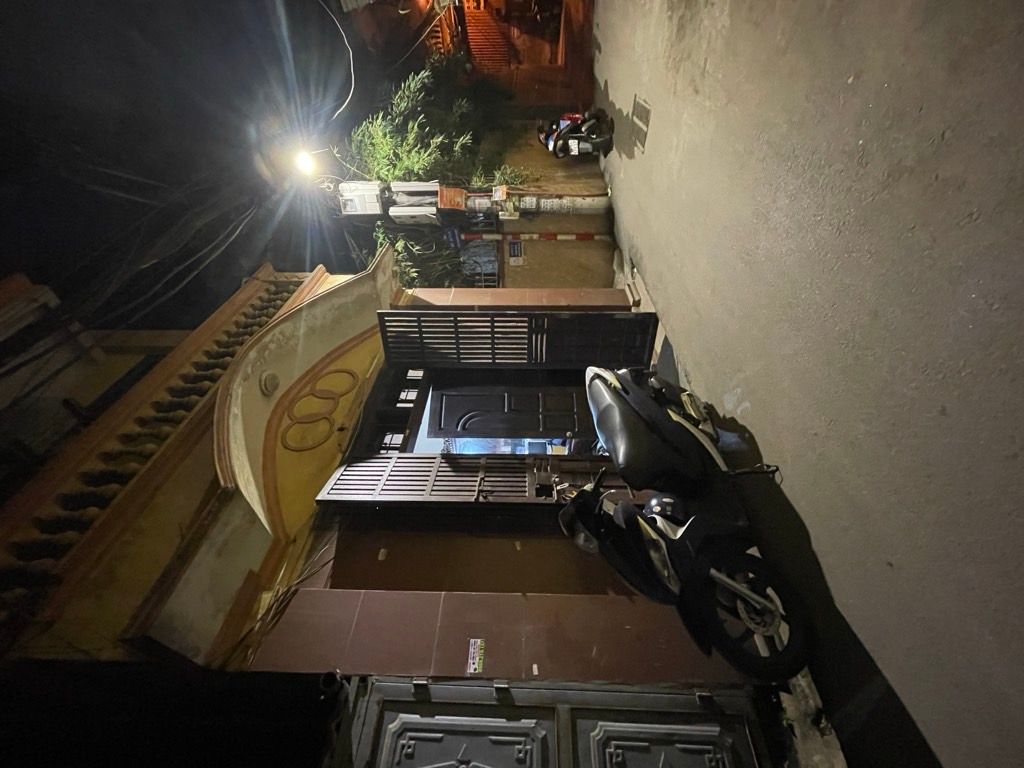 Bán nhà Nguyễn Chính - diện tích 73m2 4 tầng - Lô góc 4 mặt thoáng - giá 18 tỷ