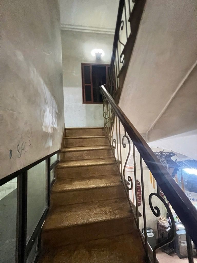 Bán nhà Nguyễn Chính - diện tích 73m2 4 tầng - Lô góc 4 mặt thoáng - giá 18 tỷ