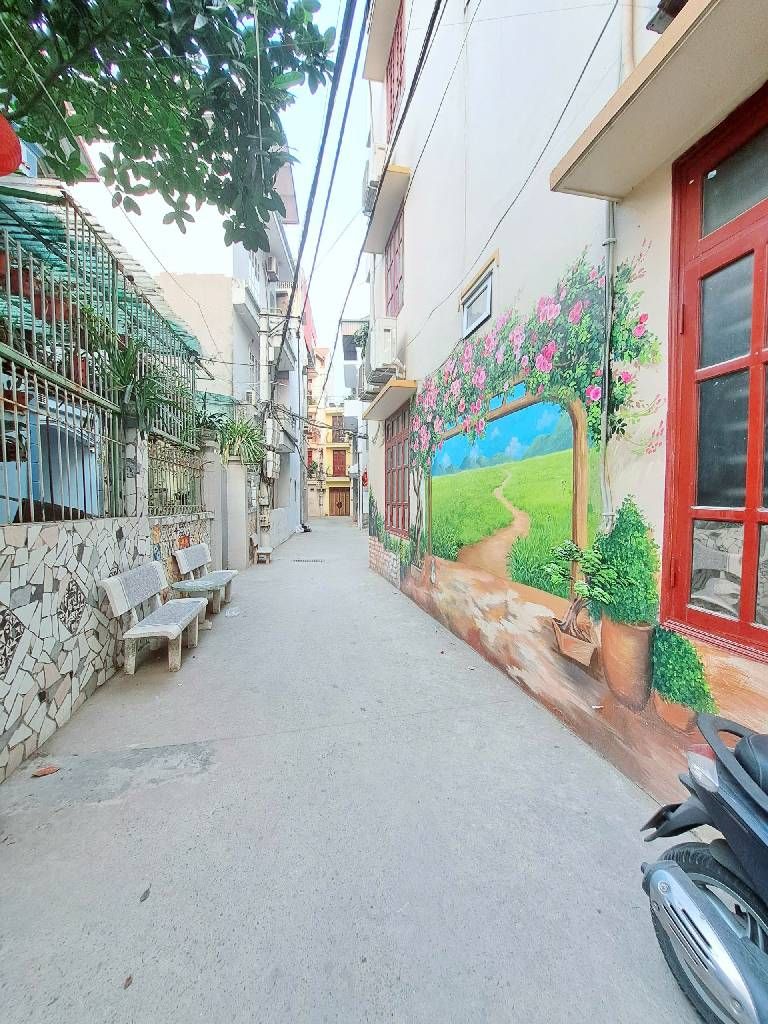 Bán nhà Thanh Lân - diện tích 36m2 4 tầng - Ô TÔ ĐỖ CỔNG - giá 7,9 tỷ