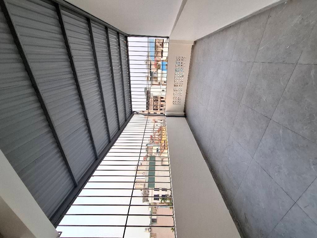 Bán nhà Thanh Lân - diện tích 36m2 4 tầng - Ô TÔ ĐỖ CỔNG - giá 7,9 tỷ