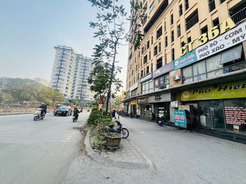 Bán nhà Trịnh Đình Cửu - diện tích 58.5m2 7 tầng - Căn hộ đẹp, đầy đủ tiện nghi - giá 5,5 tỷ