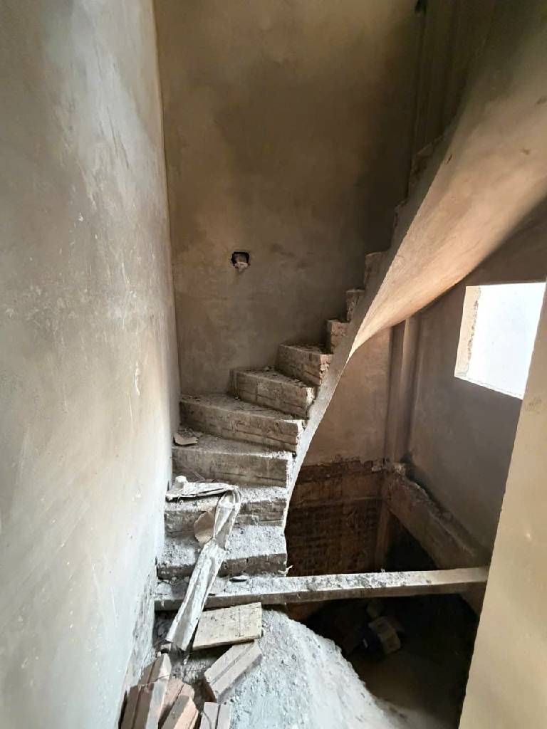 Bán nhà Thúy Lĩnh - diện tích 35,8m2 6 tầng - ô tô đỗ cửa - giá 7 tỷ