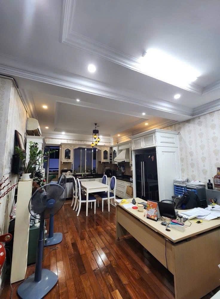 Bán nhà Nguyễn Lương Bằng - diện tích 100.5m2 5 tầng - Cực hiếm, giá 9.5 tỷ