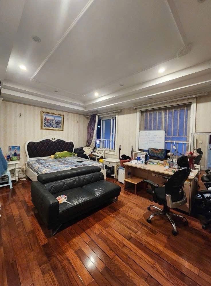 Bán nhà Nguyễn Lương Bằng - diện tích 100.5m2 5 tầng - Cực hiếm, giá 9.5 tỷ