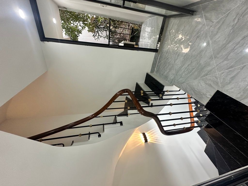 Bán nhà Ngõ Hoà Bình - diện tích 18m2 4 tầng - HIẾM - NHÀ MỚI ĐẸP Ở LUÔN - giá 3,35 tỷ