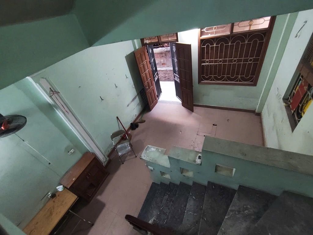 Bán nhà Định công thượng - diện tích 30.5m2 4 tầng - Ngõ nông ba gác - giá 8 tỷ