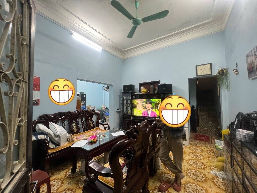 Bán nhà Quan Nhân - diện tích 70m2 2 tầng - Ngõ nông, gần phố - giá 13,2 tỷ