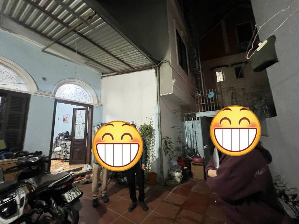 Bán nhà Quan Nhân - diện tích 70m2 2 tầng - Ngõ nông, gần phố - giá 13,2 tỷ