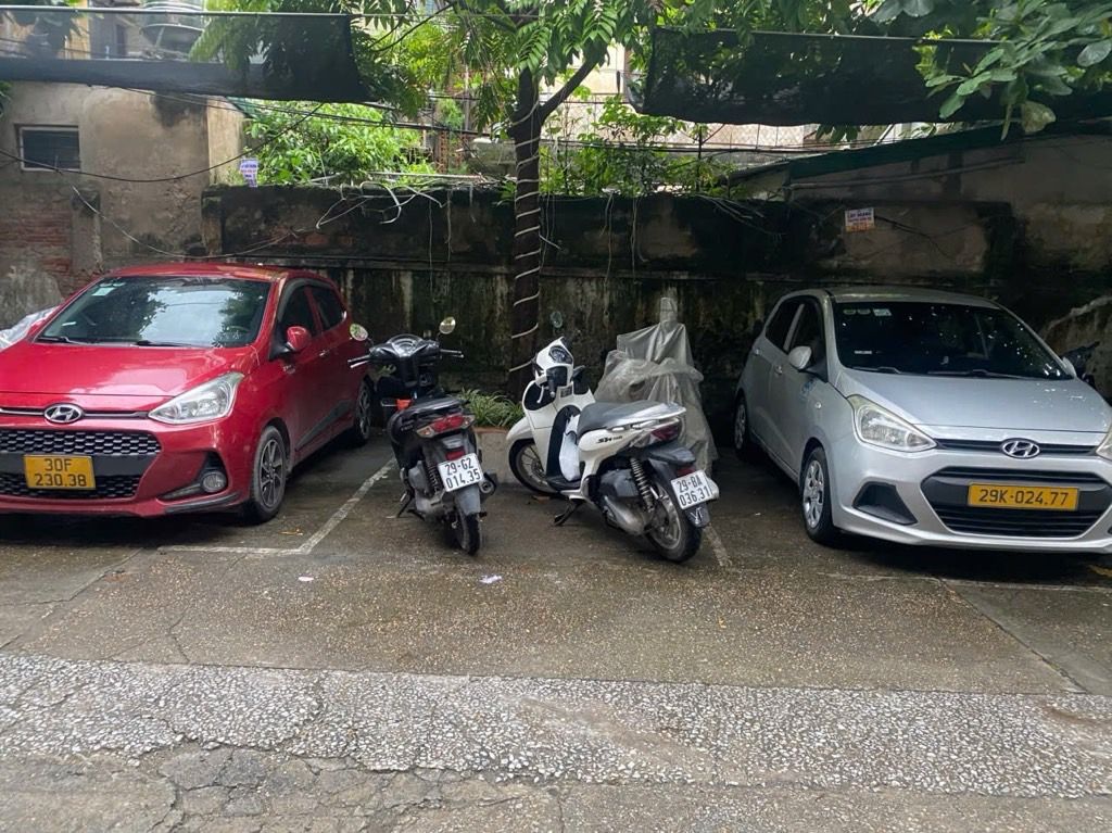 Bán nhà Nguyễn Chính - diện tích 80m2 1 tầng - ô tô tránh - giá 3,9 tỷ