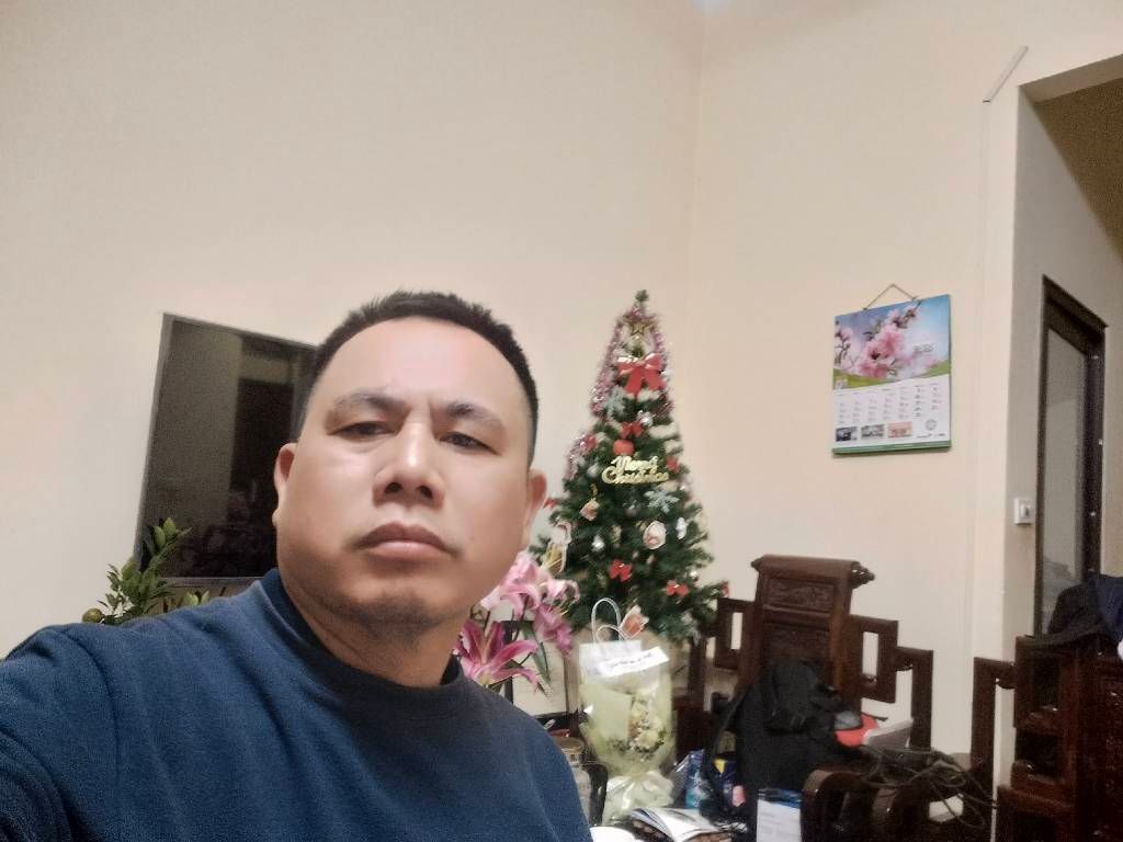 Bán nhà Nguyễn Khoái - diện tích 181m2 3 tầng - ô tô vào nhà - giá 24 tỷ