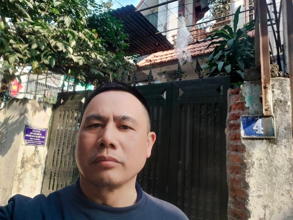 Bán nhà Nguyễn Khoái - diện tích 181m2 3 tầng - ô tô vào nhà - giá 24 tỷ