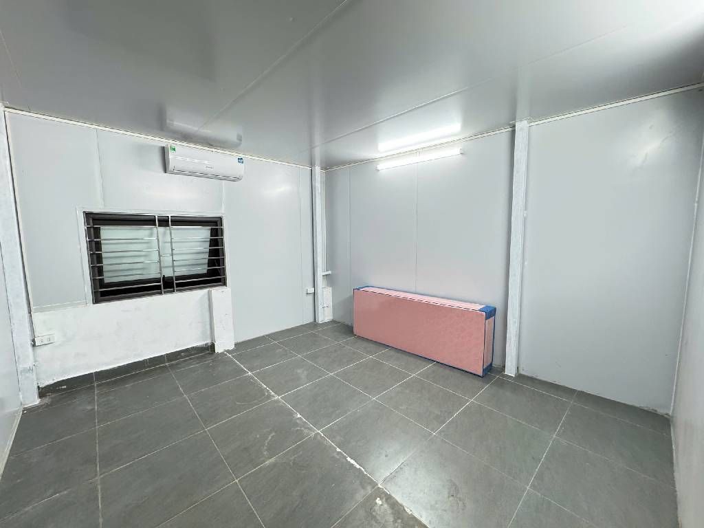 Bán nhà Tô Hoàng - diện tích 44m2 6 tầng - Lô góc 2 mặt tiền - giá 17,5 tỷ