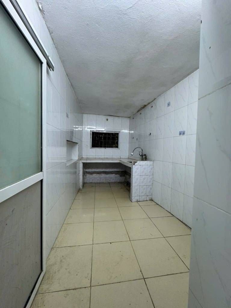 Bán nhà Văn Hương - diện tích 22,2m2 3 tầng - Lô góc, ô tô - giá 8,5 tỷ