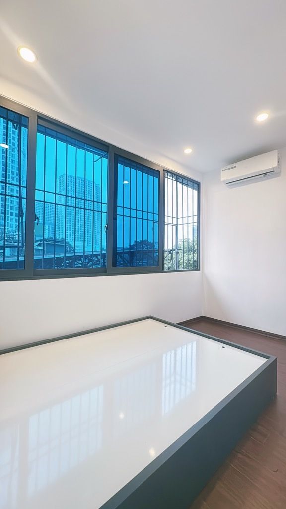 Bán nhà Nguyễn Trãi - diện tích 60m2 1 tầng - Đối diện Royal City - giá 3,5 tỷ