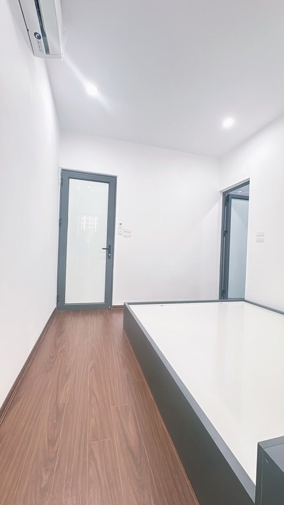 Bán nhà Nguyễn Trãi - diện tích 60m2 1 tầng - Đối diện Royal City - giá 3,5 tỷ