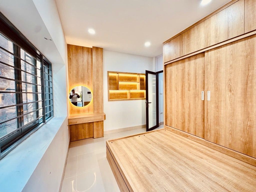 Bán nhà Lò Đúc - diện tích 68m2 1 tầng - Ô TÔ ĐỖ - CĂN HỘ LÔ GÓC TẦNG 2 3 MẶT THOÁNG - giá 3,8 tỷ