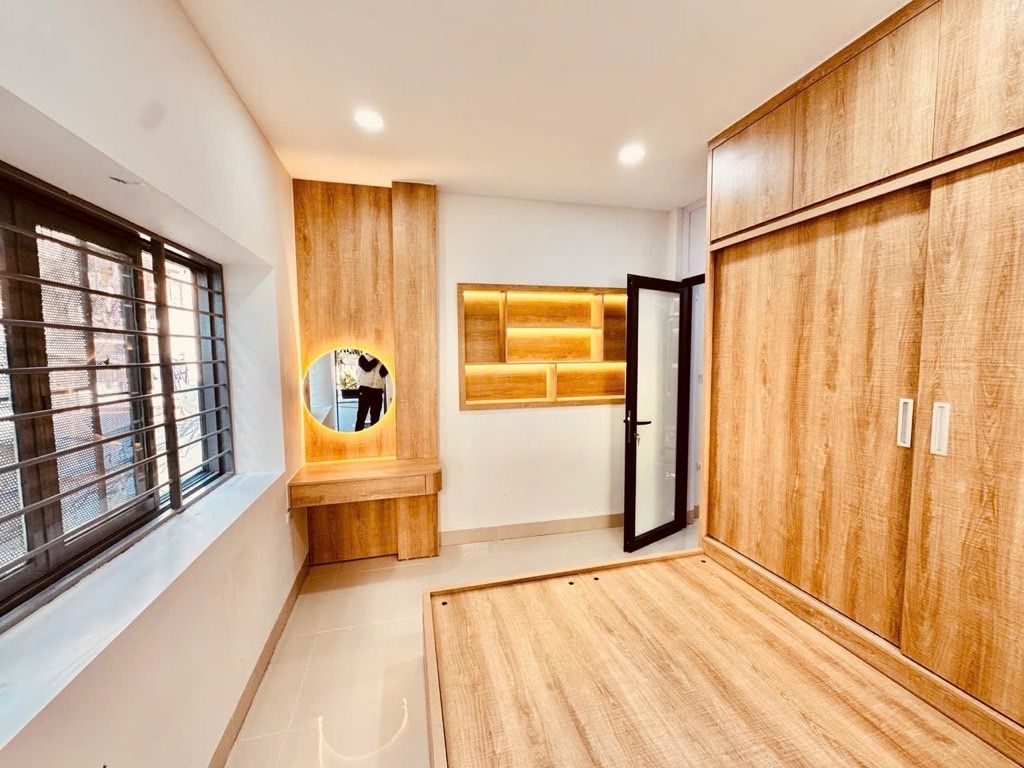 Bán nhà Lò Đúc - diện tích 68m2 1 tầng - Ô TÔ ĐỖ - CĂN HỘ LÔ GÓC TẦNG 2 3 MẶT THOÁNG - giá 3,8 tỷ