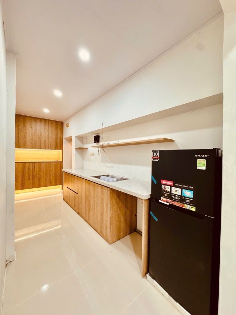 Bán nhà Lò Đúc - diện tích 68m2 1 tầng - Ô TÔ ĐỖ - CĂN HỘ LÔ GÓC TẦNG 2 3 MẶT THOÁNG - giá 3,8 tỷ