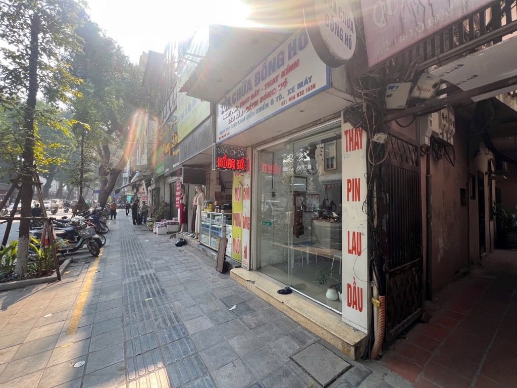 Bán nhà Lò Đúc - diện tích 11.5m2 1 tầng - Mặt phố kinh doanh sầm uất - giá 5,2 tỷ