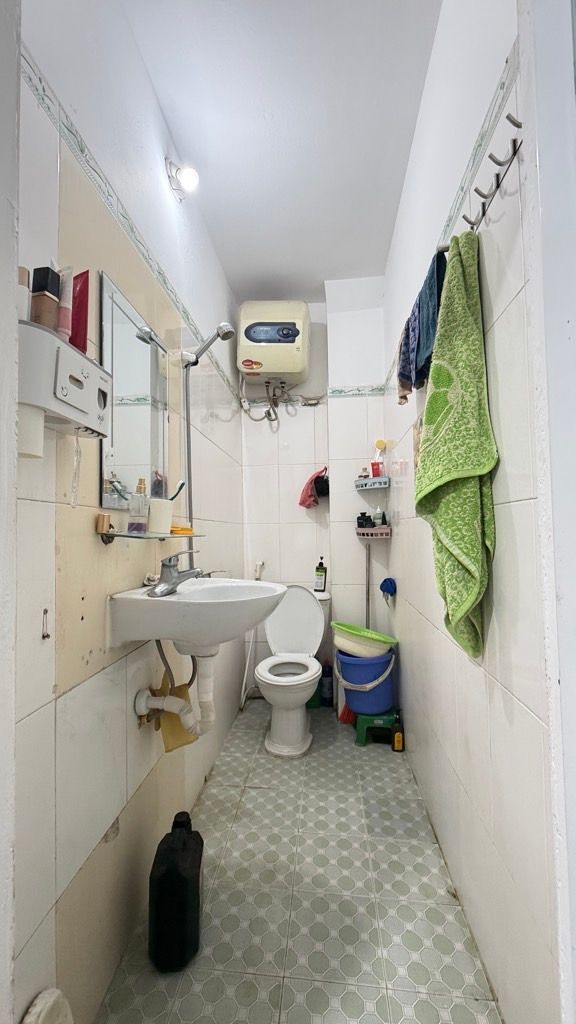 Bán nhà Nam Dư - diện tích 36m2 5 tầng - Nhà dân xây khung cột chắc chắn - giá 5,45 tỷ