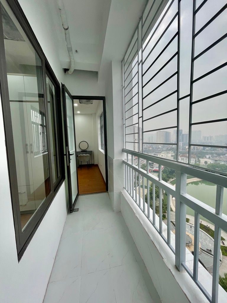 Bán nhà Lê Văn Lương - diện tích 78,3m2 17 tầng - Căn hộ 3PN góc, tầm view triệu đô - giá 7,4 tỷ