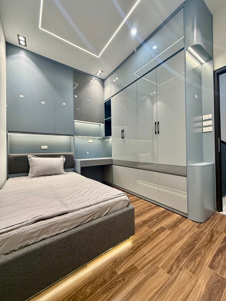 Bán nhà Trần Khát Chân - diện tích 50m2 4 tầng - NGÕ THÔNG - BA GÁC TRÁNH XE MÁY - giá 13,8 tỷ