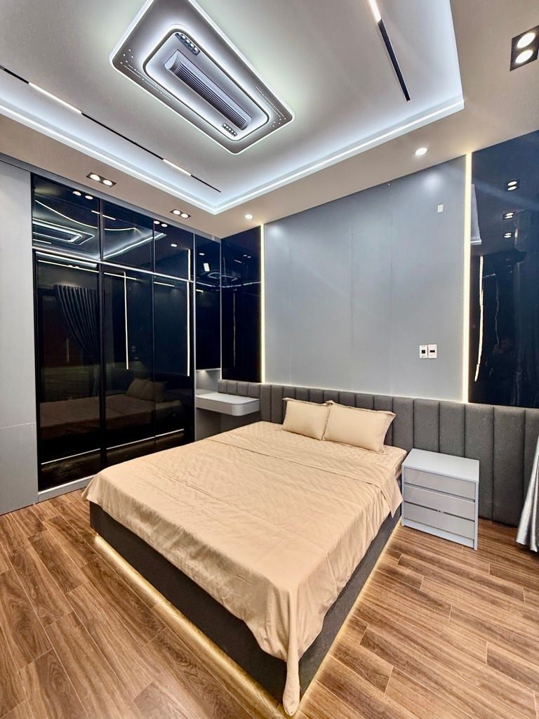 Bán nhà Trần Khát Chân - diện tích 50m2 4 tầng - NGÕ THÔNG - BA GÁC TRÁNH XE MÁY - giá 13,8 tỷ