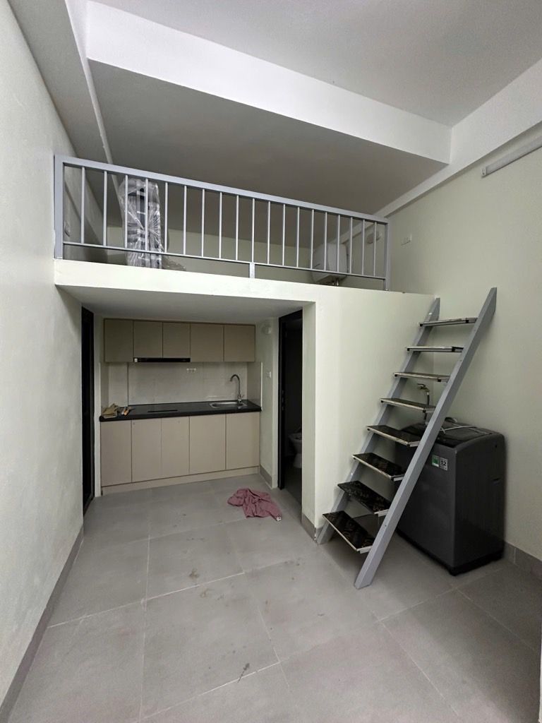 Bán nhà Yên Duyên - diện tích 73m2 5 tầng - ô tô tránh - giá 17 tỷ