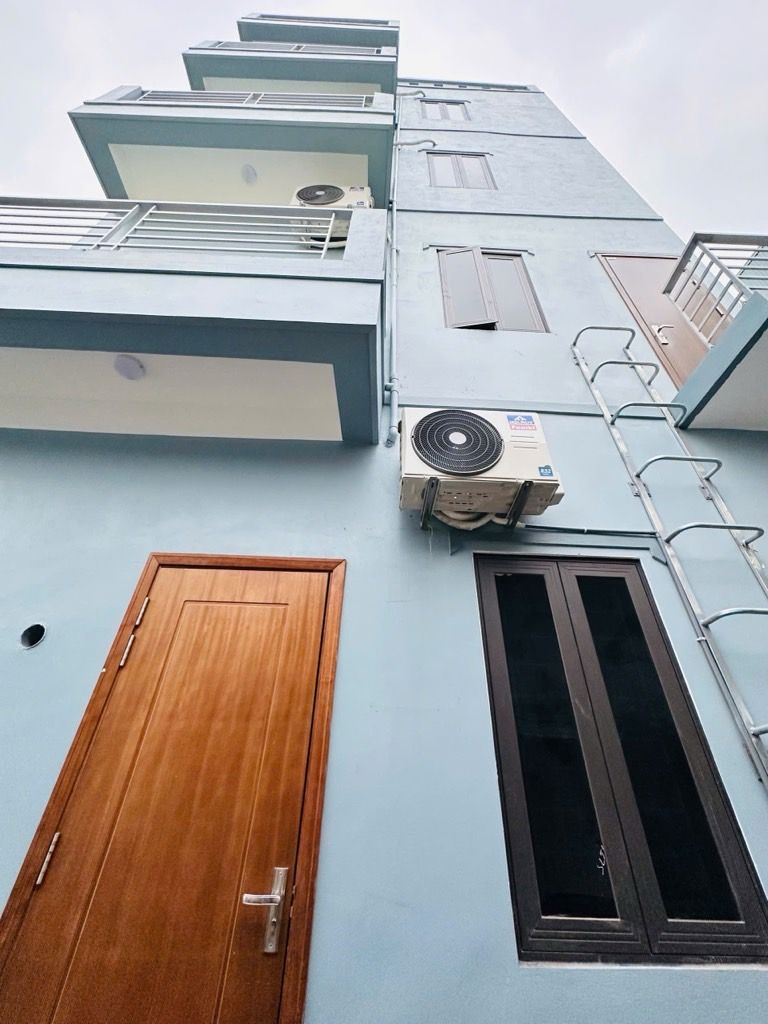 Bán nhà Yên Duyên - diện tích 73m2 5 tầng - ô tô tránh - giá 17 tỷ