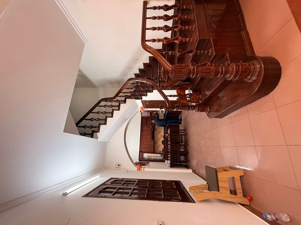 Bán nhà Ngõ Thống Nhất - diện tích 43m2 4 tầng - Ô TÔ ĐỖ CỬA - giá 13,8 tỷ