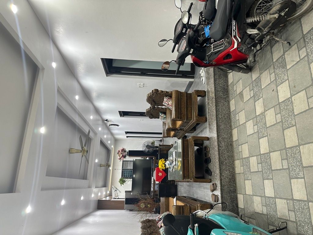 Bán nhà Lê Trọng Tấn - diện tích 111m2 2 tầng - Mặt tiền siêu rộng - giá 11,5 tỷ