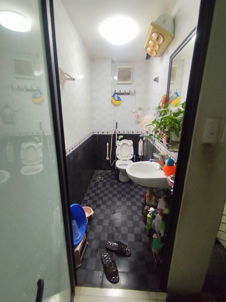 Bán nhà Giáp Nhất - diện tích 59m2 5 tầng - Cực hiếm - giá 19,2 tỷ