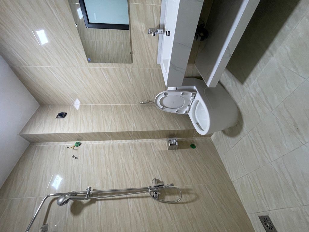 Bán nhà Ngũ Nhạc - diện tích 31.5m2 5 tầng - Gần phố, ngõ ba gác đua - giá 6,98 tỷ