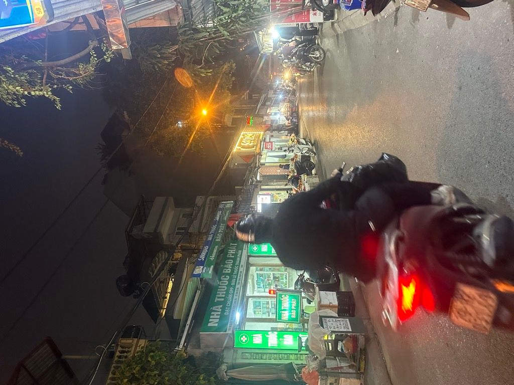 Bán nhà Hoàng Mai - diện tích 43.2m2 6 tầng - Phân lô ô tô 7 chỗ vào nhà - giá 19,5 tỷ