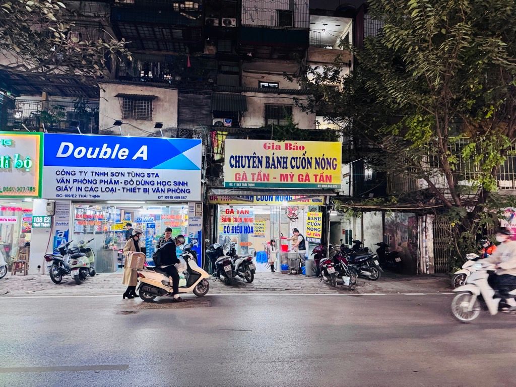 Bán nhà Thái Thịnh - diện tích 18.4m2 1 tầng - Mặt phố kinh doanh sầm uất - giá 8,6 tỷ