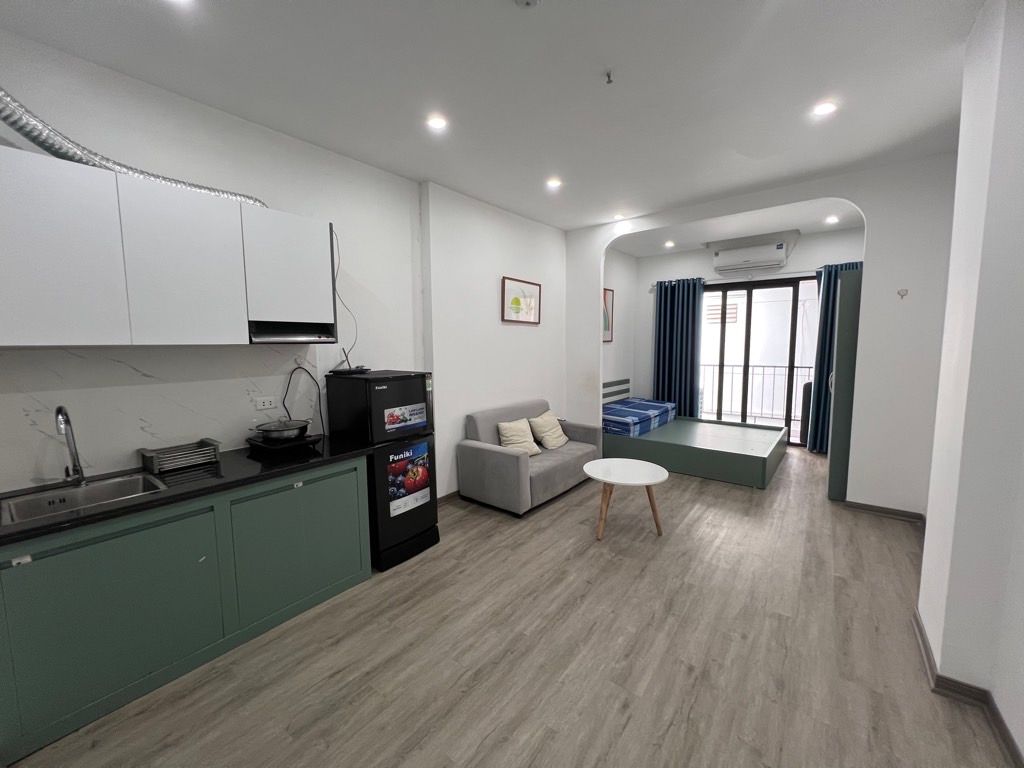 Bán nhà Nguyễn Lân - diện tích 82m2 7 tầng - Ngõ 108, cách mặt phố chỉ 40m - giá 23,2 tỷ