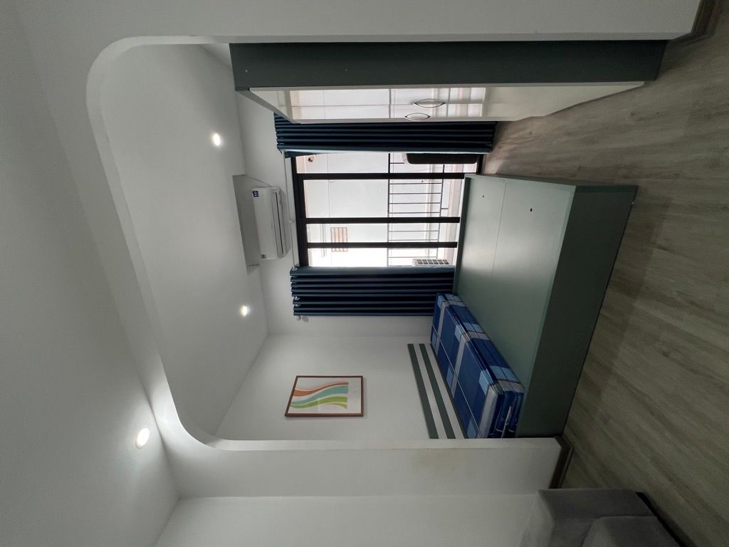 Bán nhà Nguyễn Lân - diện tích 82m2 7 tầng - Ngõ 108, cách mặt phố chỉ 40m - giá 23,2 tỷ