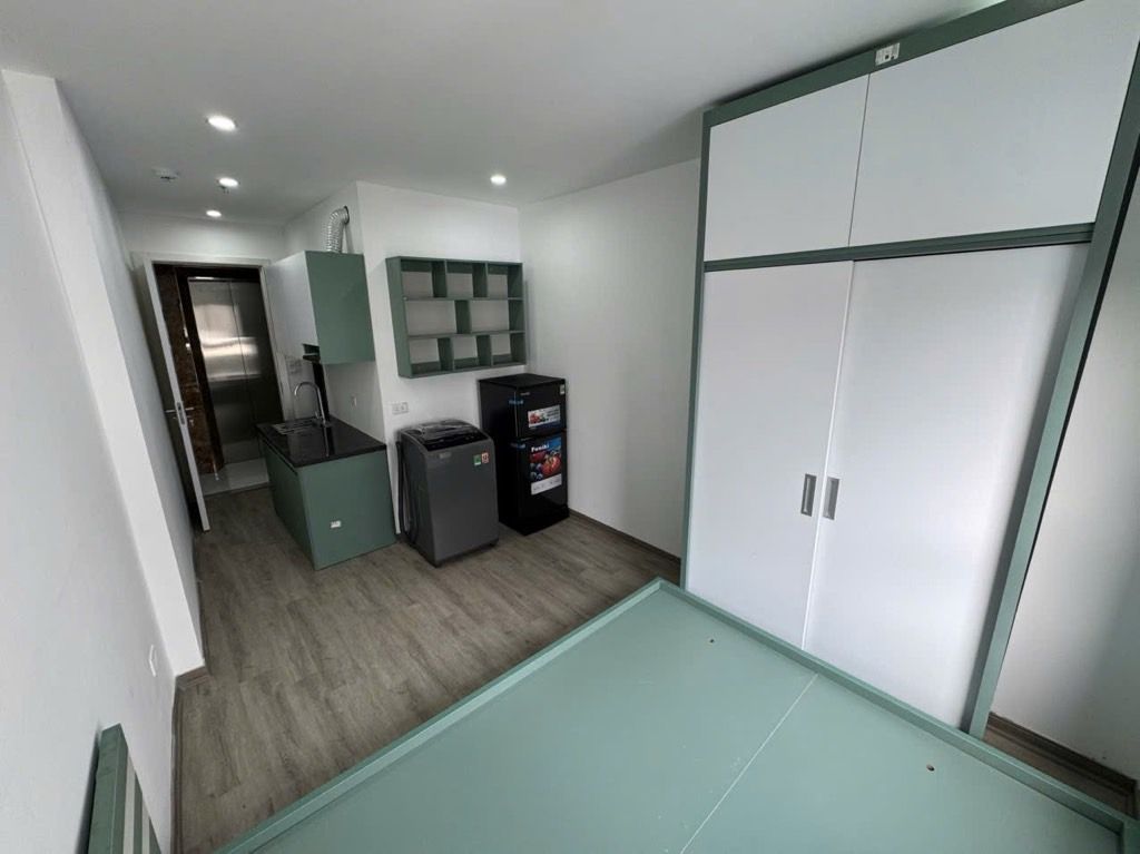 Bán nhà Nguyễn Lân - diện tích 82m2 7 tầng - Ngõ 108, cách mặt phố chỉ 40m - giá 23,2 tỷ