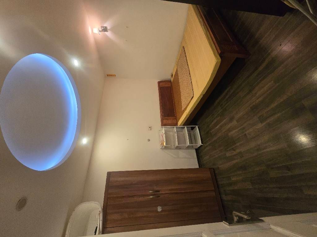 Bán nhà Tố Hữu - diện tích 117m2 1 tầng - Căn hộ chung cư cao cấp - giá 10,1 tỷ